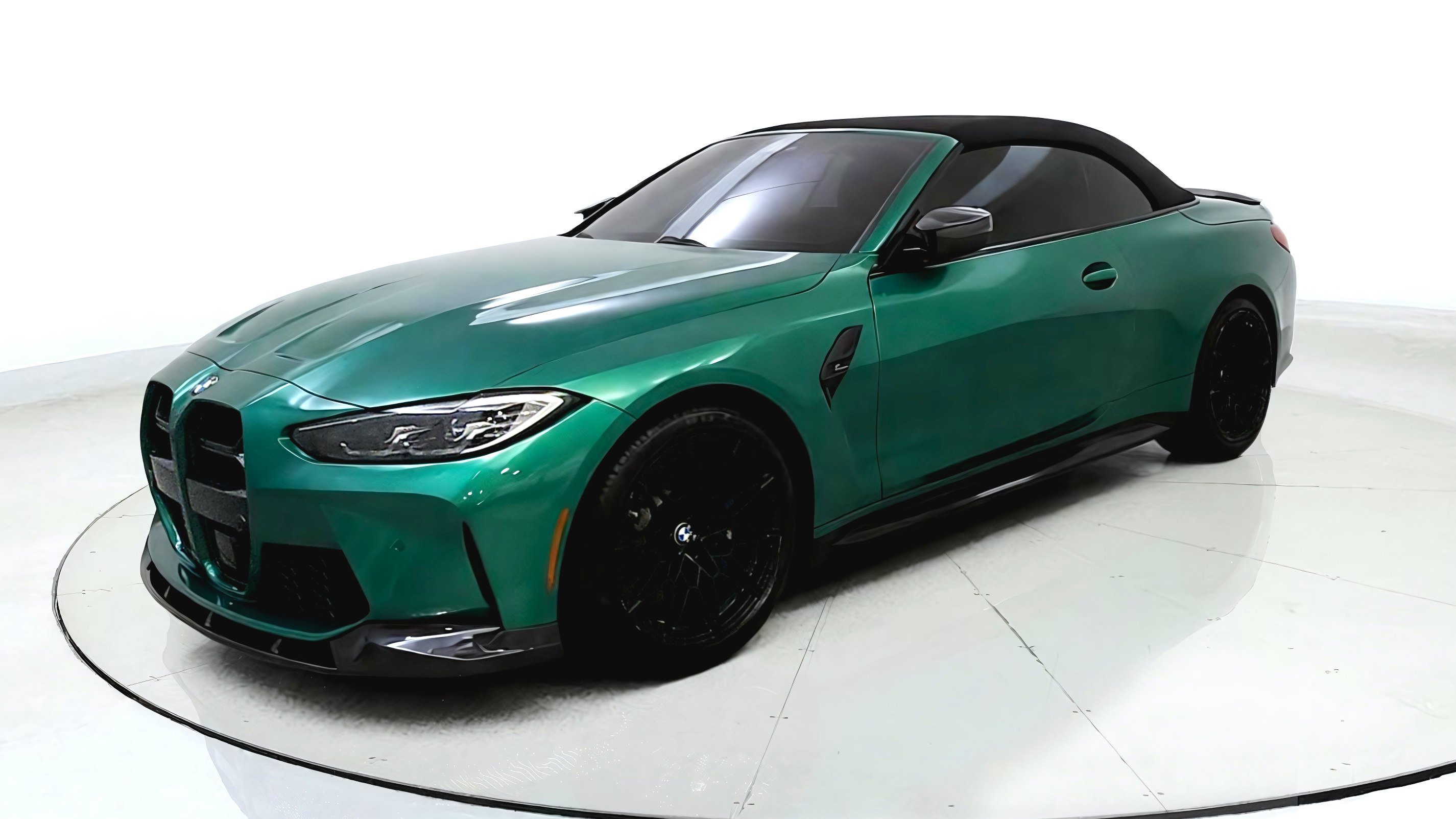 Used 2024 BMW M4 xDrive Competition AWD/4WD image 3