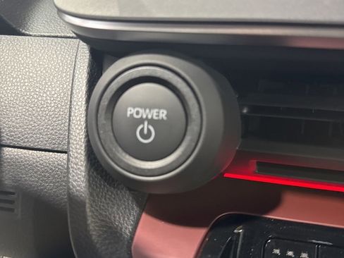 Used 2025 Toyota Prius XSE image 44