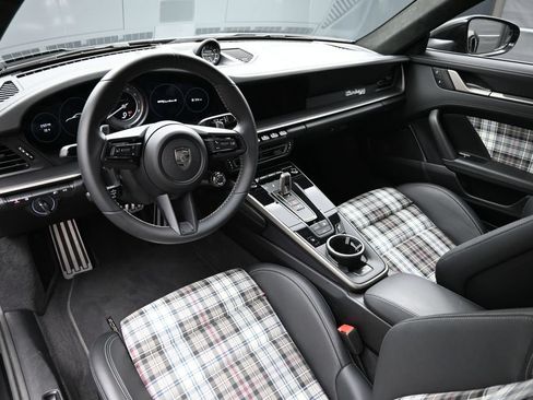 Used 2025 Porsche 911 Turbo AWD/4WD image 4