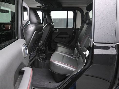 Used 2023 Jeep Gladiator Rubicon w/ Cold Weather Group image 27