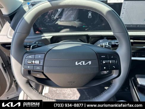 New 2025 Kia EV6 Light w/ Light LR Technology Package image 15