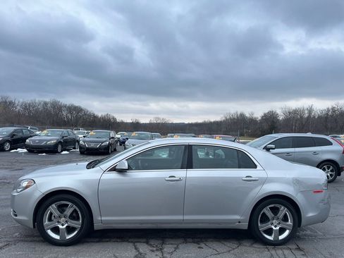 Used 2011 Chevrolet Malibu LT image 1