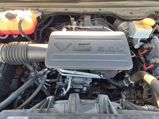 Used 2022 RAM 1500 Big Horn AWD/4WD image 14
