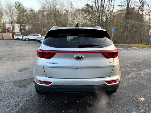 Used 2017 Kia Sportage EX w/ EX Technology Package AWD/4WD image 6