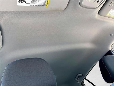 Used 2024 Chevrolet Trax LS FWD image 17