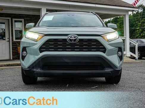 Used 2021 Toyota RAV4 XLE FWD image 9