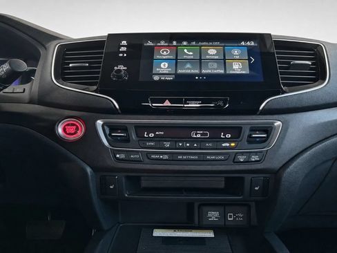 Used 2022 Honda Pilot Elite image 24