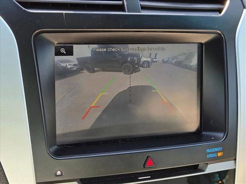 Used 2015 Ford Explorer Limited image 12