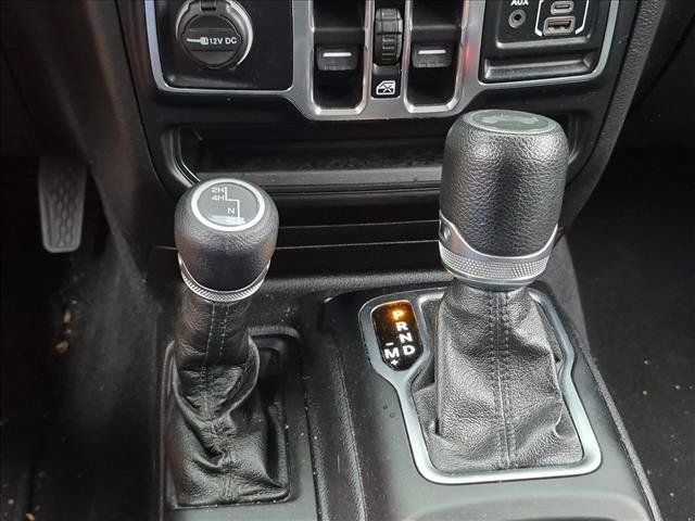 Used 2021 Jeep Wrangler Unlimited Sport AWD/4WD image 10