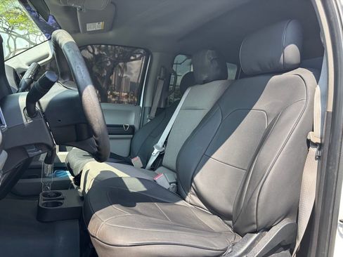 Used 2018 Ford F150 XLT image 8