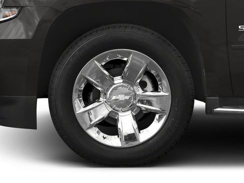 Used 2017 Chevrolet Suburban Premier AWD/4WD image 14