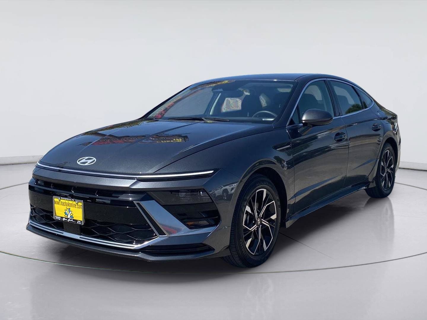 Used 2025 Hyundai Sonata SEL FWD image 1