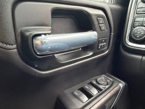 Used 2021 Chevrolet Silverado 1500 LTZ w/ Safety Package II AWD/4WD image 25