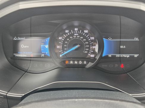 Used 2022 Ford Edge SE image 11