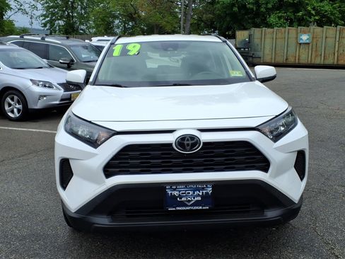 Used 2019 Toyota RAV4 LE w/ All Weather Liner Package AWD/4WD image 2