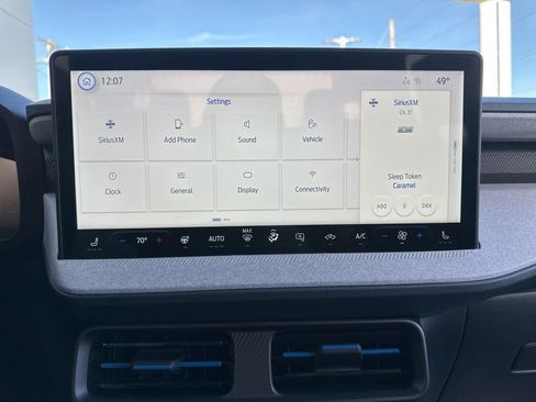 New 2025 Ford Maverick XLT w/ Equipment Group 301A image 33