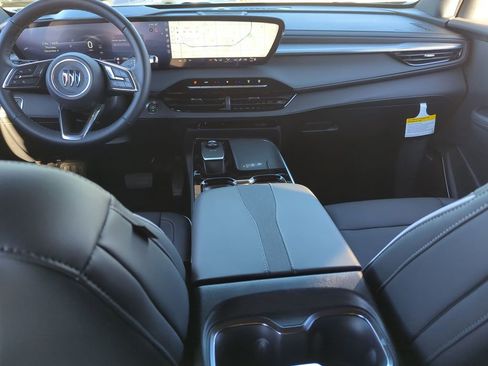Used 2025 Buick Enclave Preferred image 20