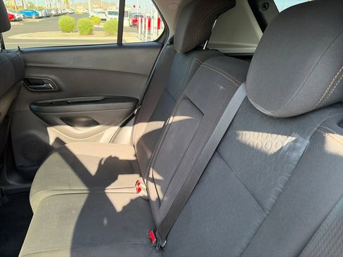 Used 2019 Chevrolet Trax LS w/ Tint and Cruise Package FWD image 10