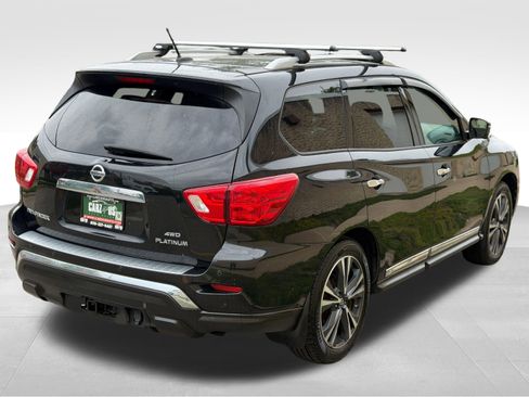 Used 2018 Nissan Pathfinder Platinum AWD/4WD image 6