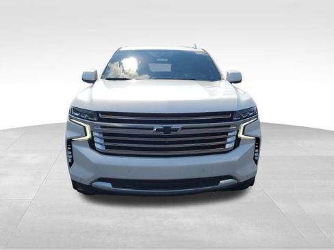 Used 2021 Chevrolet Suburban High Country AWD/4WD image 2