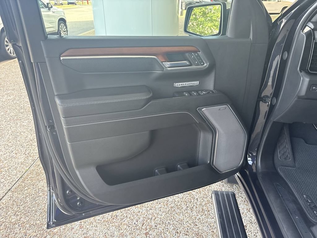 Certified 2023 GMC Sierra 1500 Denali w/ Denali Reserve Package AWD/4WD image 23
