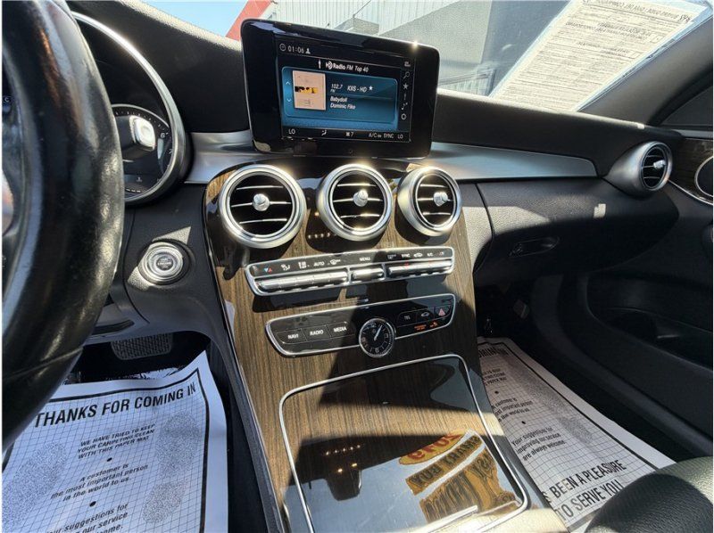 Used 2019 Mercedes-Benz C 300 Sedan image 34