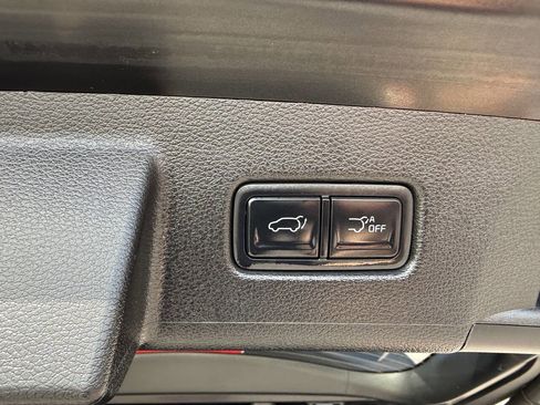 Used 2025 Kia Telluride S AWD/4WD image 32