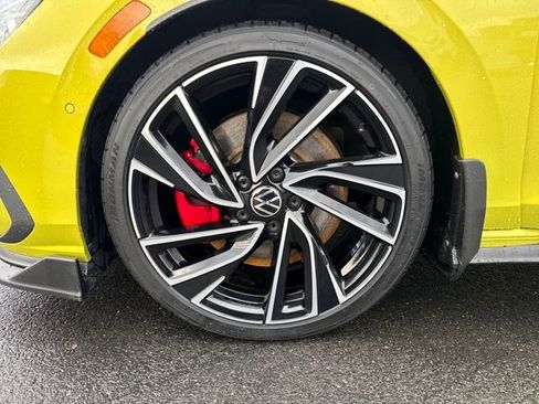 Used 2023 Volkswagen GTI Autobahn image 31