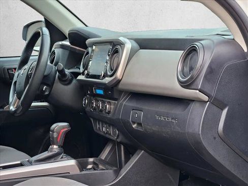 Used 2023 Toyota Tacoma SR5 RWD image 18