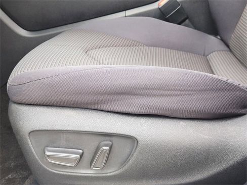 Certified 2024 Toyota Highlander LE image 17