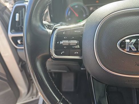 Used 2021 Kia Sorento EX FWD image 13