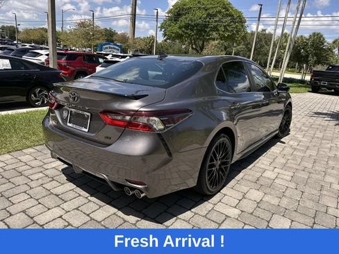 Used 2021 Toyota Camry SE FWD image 37