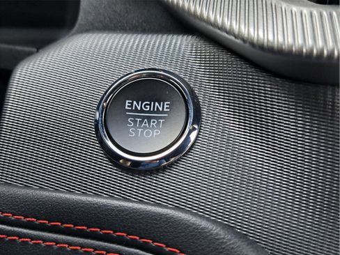 Used 2025 Ford Explorer ST-Line w/ ST-Line Street Pack image 32