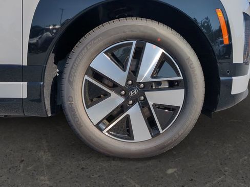 New 2026 Hyundai Ioniq 9 SEL image 26