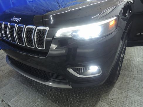 Used 2020 Jeep Cherokee Limited image 42