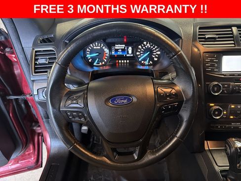 Used 2018 Ford Explorer XLT AWD/4WD image 17