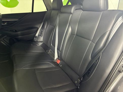 Used 2022 Subaru Outback Limited image 23