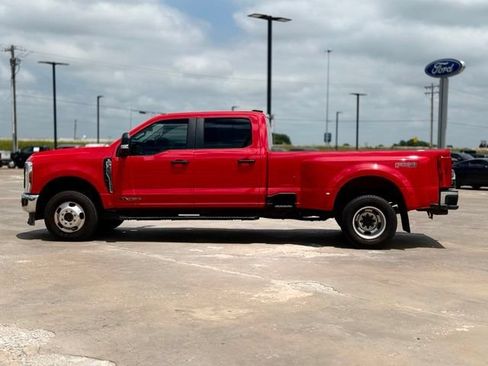 Used 2024 Ford F350 XL w/ FX4 Off-Road Package AWD/4WD image 5
