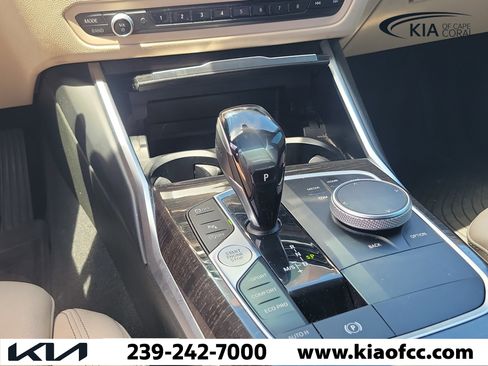 Used 2021 BMW 330i Sedan w/ Convenience Package RWD image 18