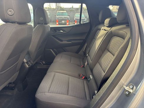 Used 2025 Chevrolet Equinox LT image 25