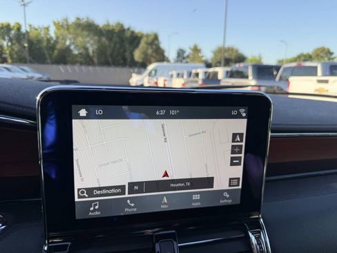 Used 2019 Lincoln Navigator Reserve AWD/4WD image 28