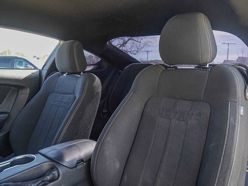 Used 2020 Ford Mustang Coupe image 11