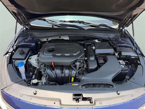 Used 2017 Kia Optima LX FWD image 29