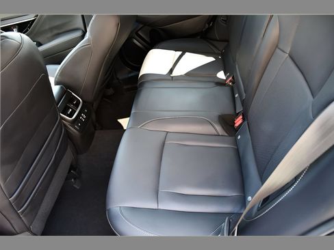 Certified 2024 Subaru Outback Limited AWD/4WD image 16