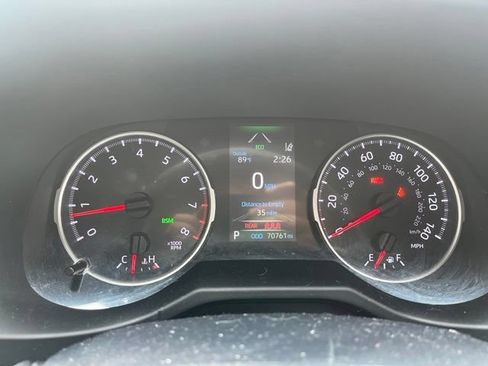 Used 2020 Toyota RAV4 XLE FWD image 16