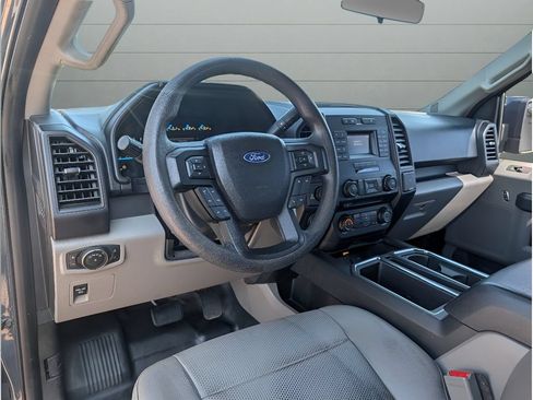 Used 2016 Ford F150 XL w/ Equipment Group 101A Mid AWD/4WD image 17