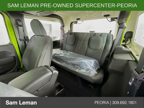 Used 2025 Jeep Wrangler Sport image 22