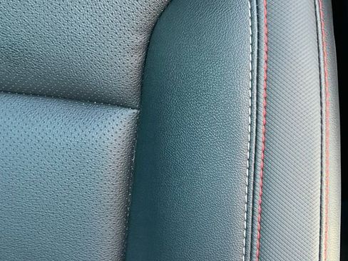 Used 2026 Chevrolet Traverse Z71 w/ LPO, Floor Liner Package AWD/4WD image 17