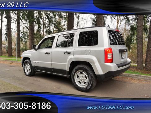Used 2011 Jeep Patriot Sport image 11