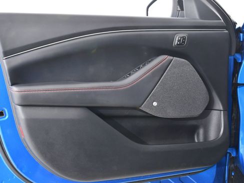 Used 2025 Ford Mustang Mach-E Premium w/ Sport Appearance Package image 24